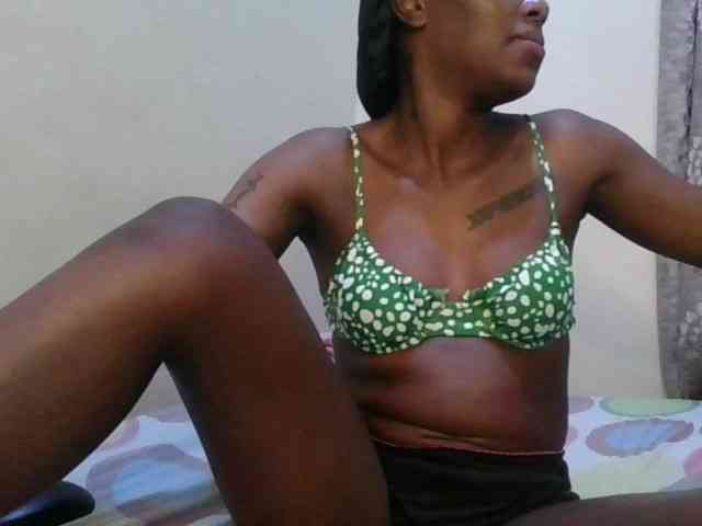 Girlnextdoor8 webcam