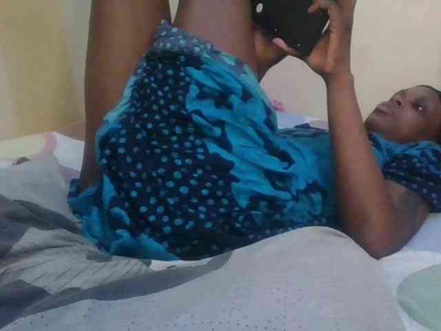 Girlnextdoor8 webcam