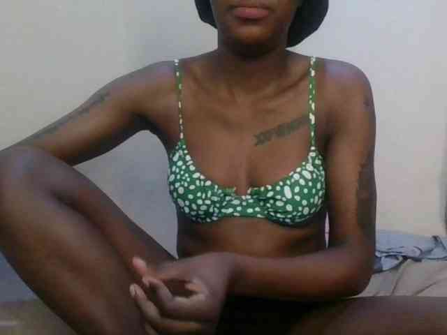 Girlnextdoor8 webcam