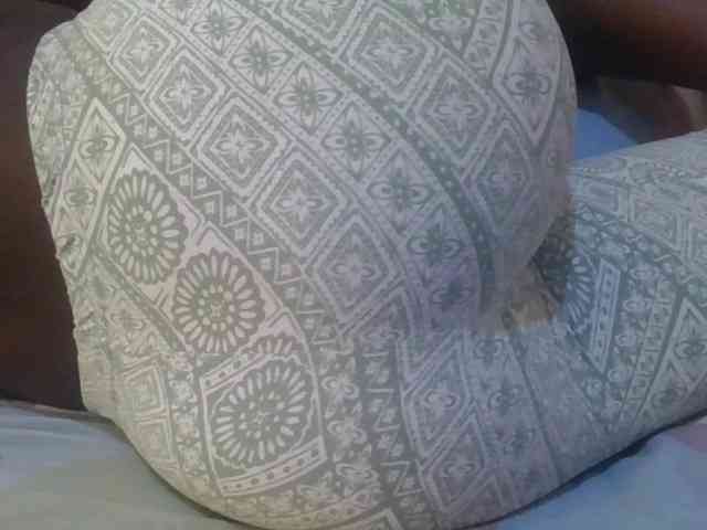 Girlnextdoor8 webcam