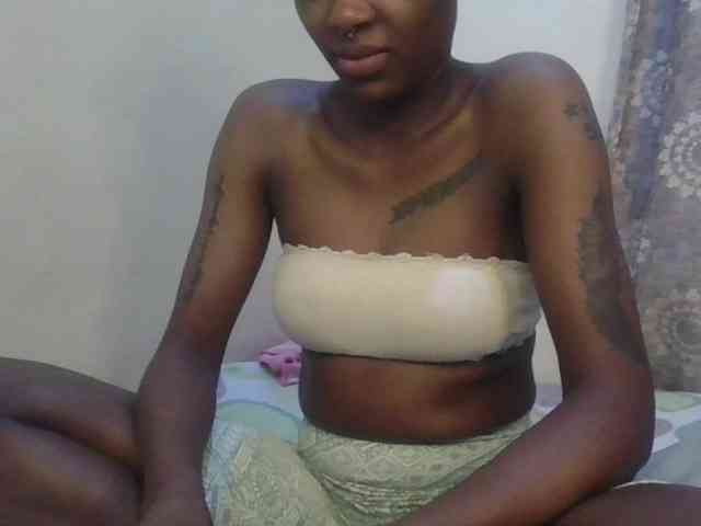 Girlnextdoor8 webcam