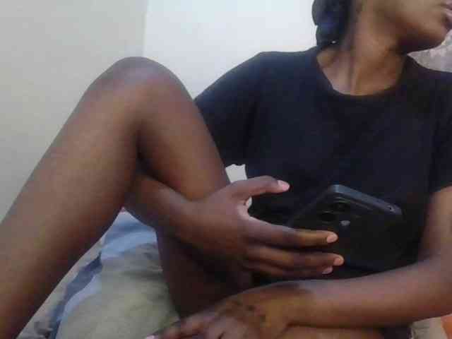 Girlnextdoor8 webcam