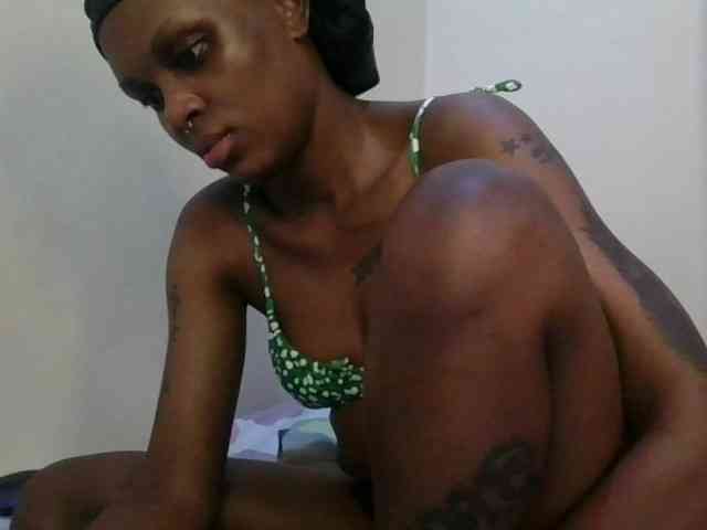 Girlnextdoor8 webcam