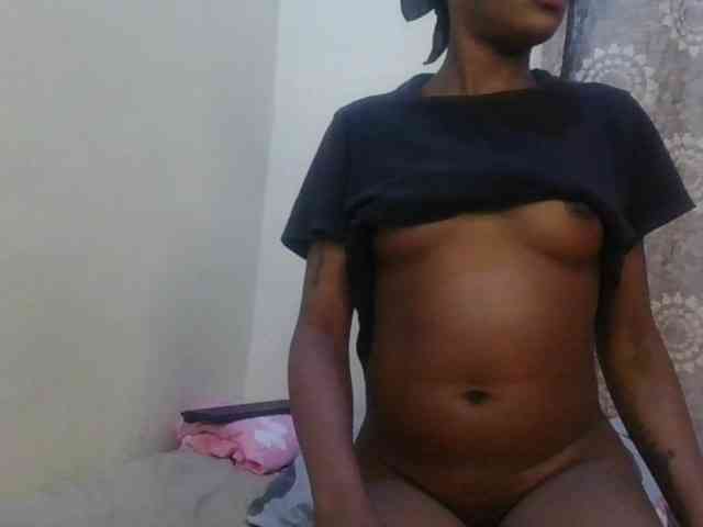 Girlnextdoor8 webcam