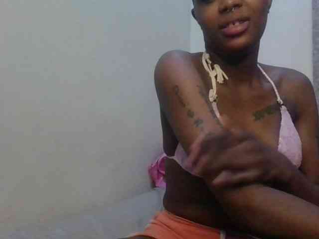Girlnextdoor8 webcam