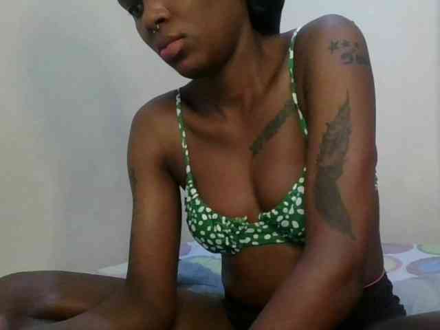 Girlnextdoor8 webcam