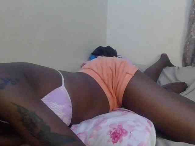 Girlnextdoor8 webcam