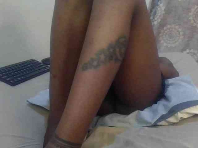 Girlnextdoor8 webcam