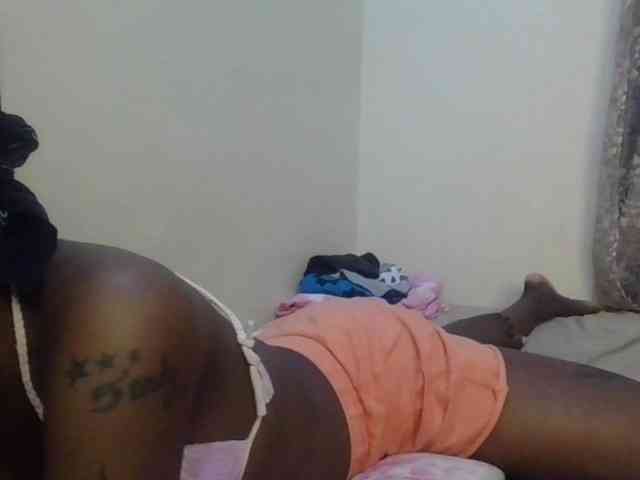 Girlnextdoor8 webcam