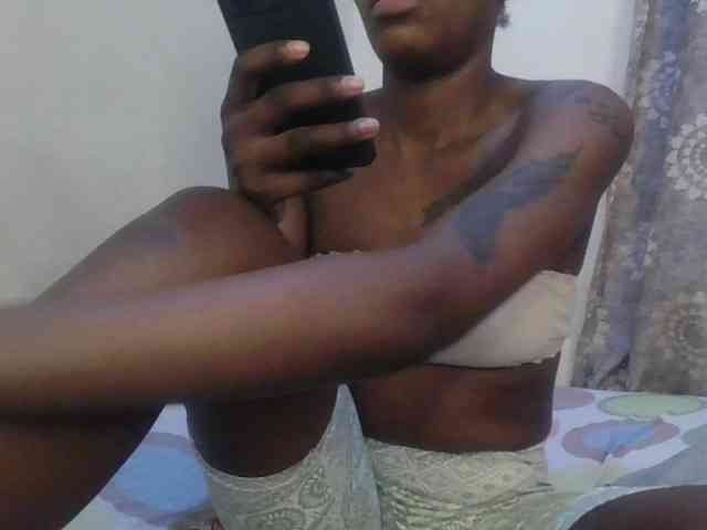 Girlnextdoor8 webcam