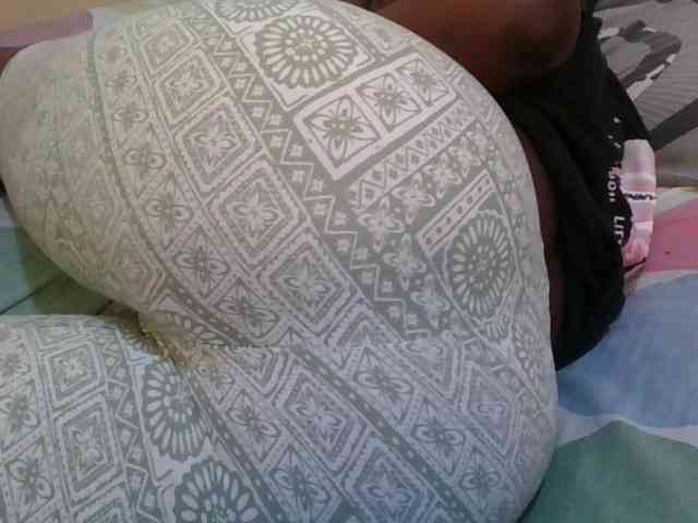 Girlnextdoor8 webcam