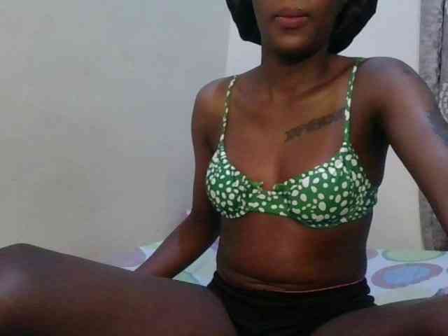 Girlnextdoor8 webcam