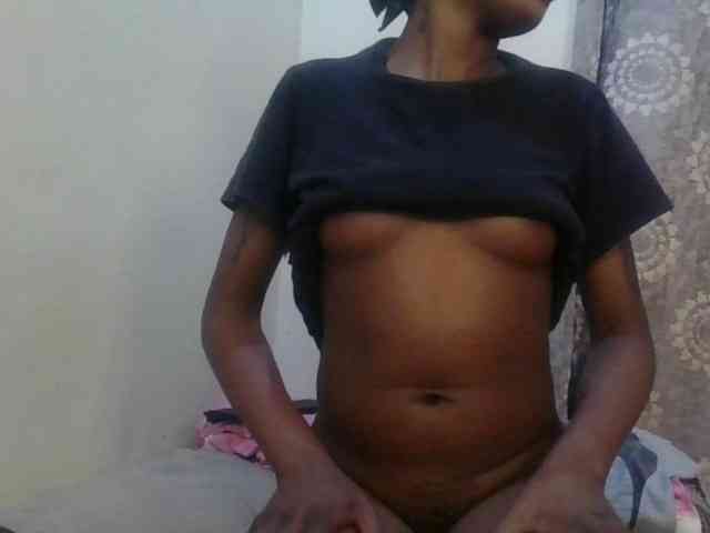 Girlnextdoor8 webcam