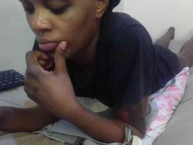 Girlnextdoor8 webcam