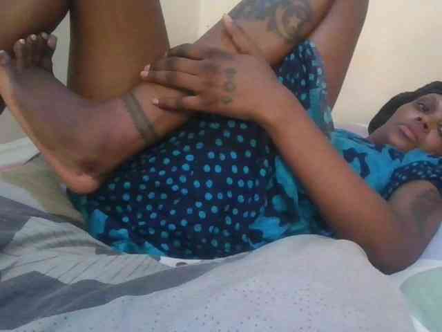 Girlnextdoor8 webcam