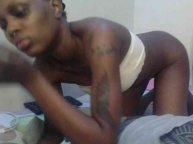Girlnextdoor8 webcam