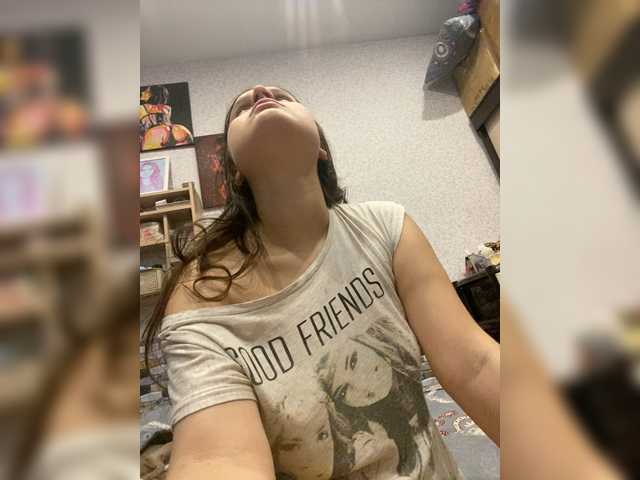 LolaBanks