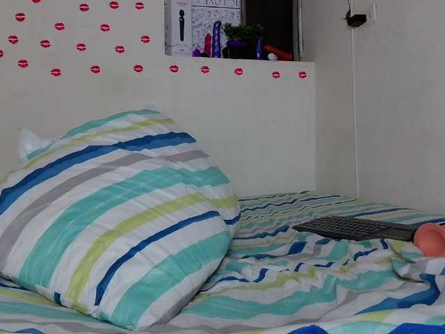 MilaFyre's BongaCams show and profile