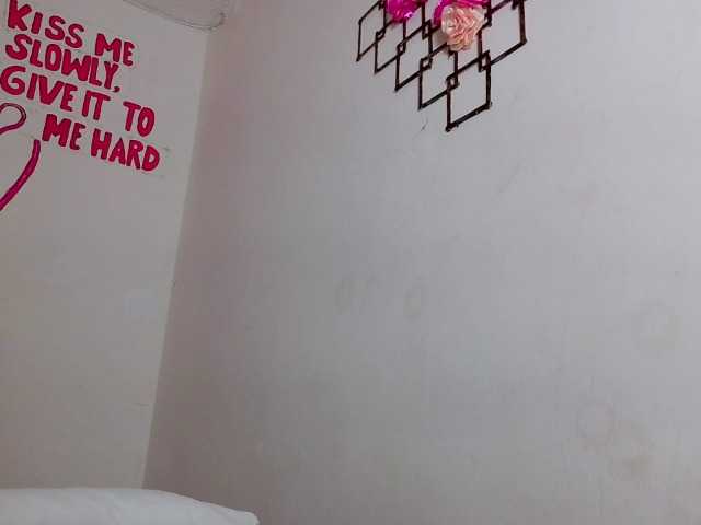 MilaFyre webcam bongacams model stream image