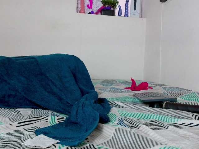 MilaFyre's BongaCams show and profile