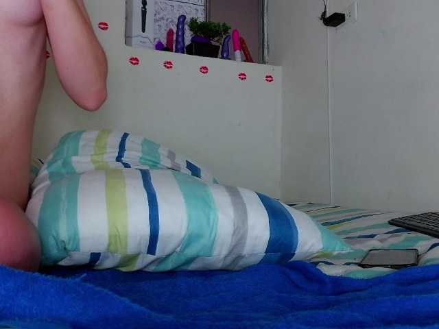 MilaFyre's BongaCams show and profile