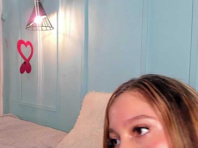 JessicaPlay's BongaCams show and profile