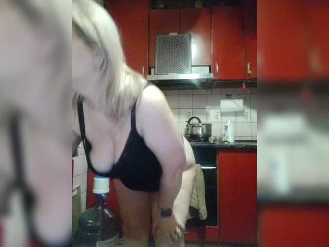 Feralberry1612 webcam