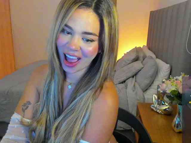 sophiazilla webcam