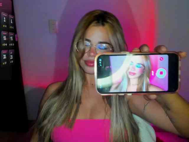 sophiazilla webcam