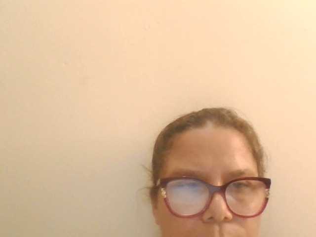 lucianamaster's BongaCams show and profile