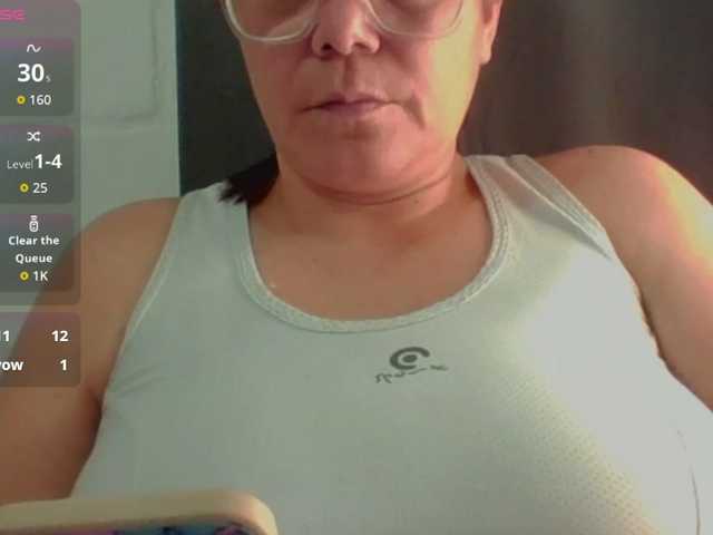 Sex chat gratuit in direct cu lucianamaster pe BongaCams