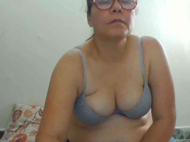 lucianamaster webcam