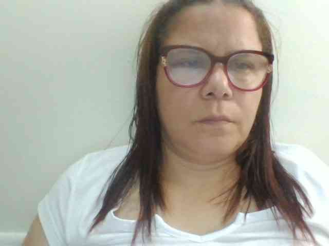 lucianamaster Live Webcam on BongaCams