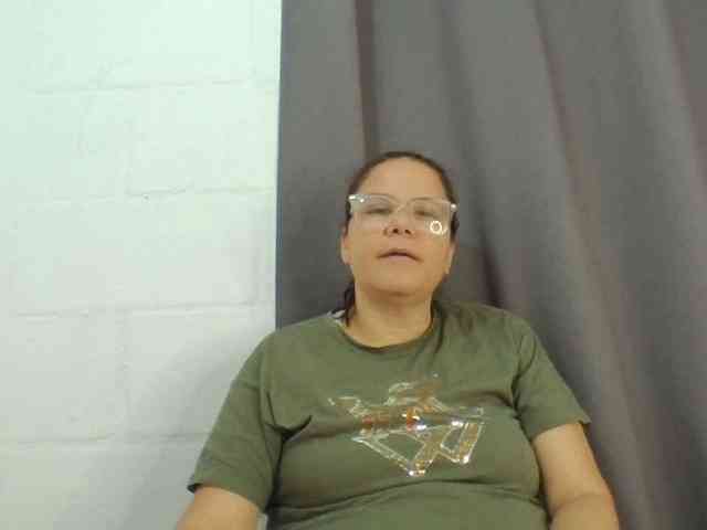 lucianamaster webcam