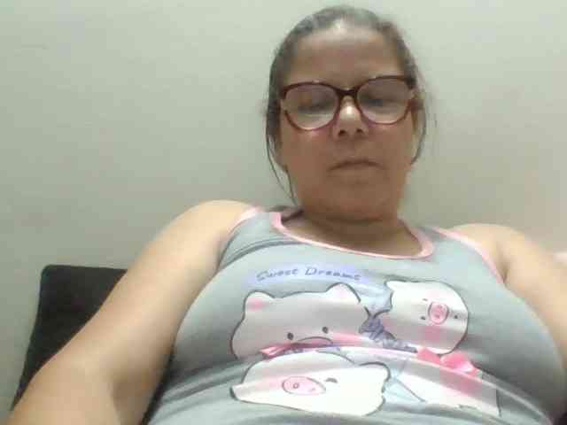 lucianamaster webcam