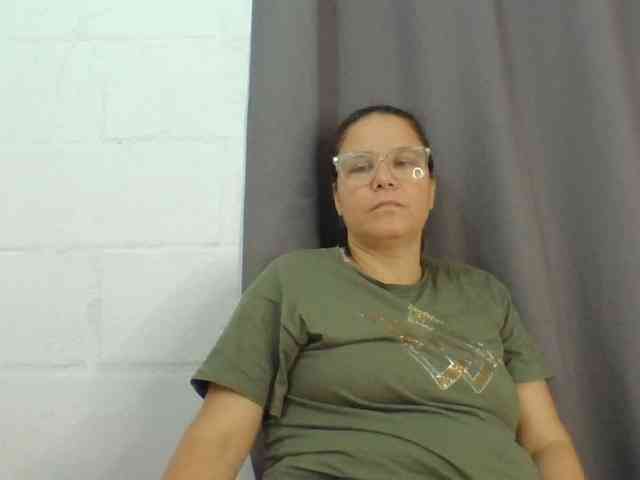 lucianamaster webcam