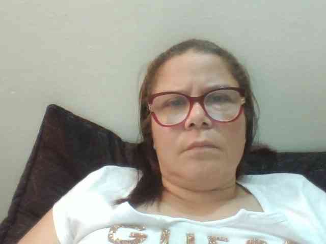 lucianamaster Live Webcam on BongaCams