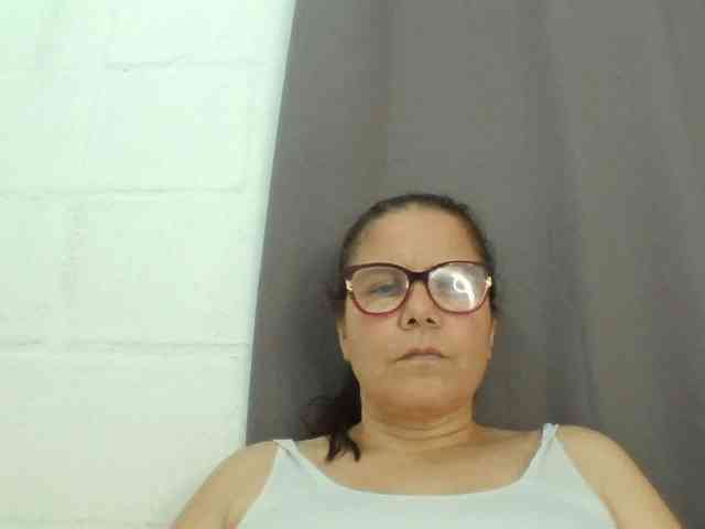 lucianamaster webcam