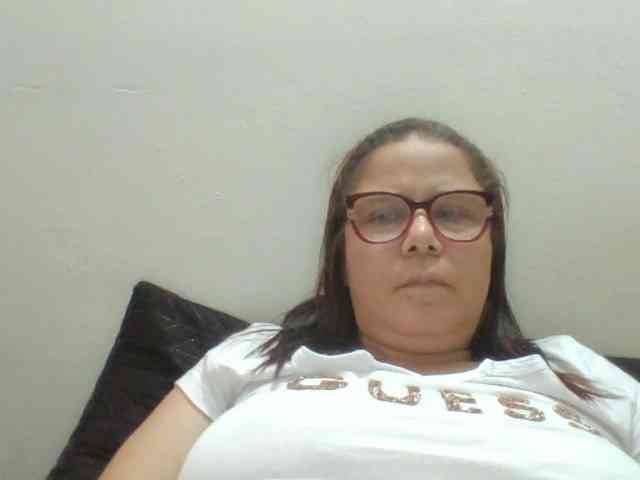 lucianamaster Live Webcam on BongaCams