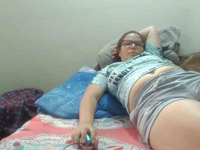 lucianamaster webcam