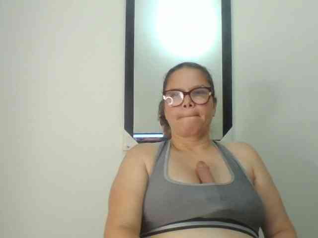 lucianamaster webcam