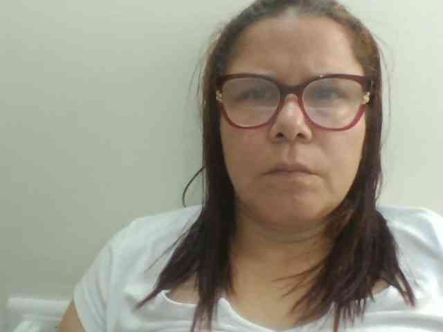 lucianamaster Live Webcam on BongaCams