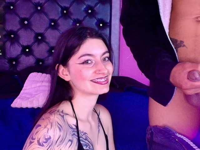 Mike-and-Sttar from BongaCams is Freechat