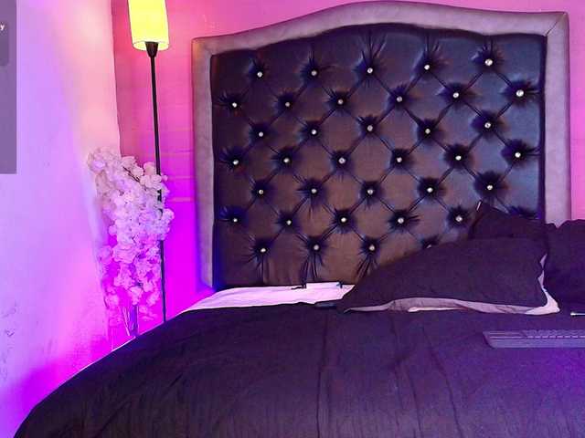 Mike-and-Sttar on BongaCams