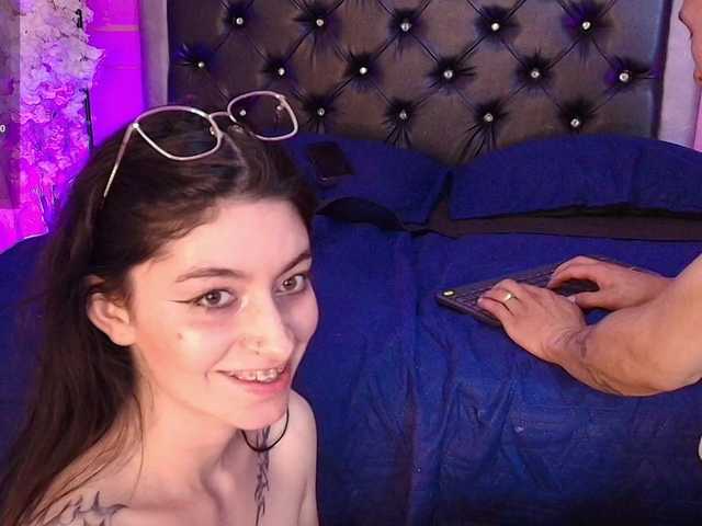 Mike-and-Sttar from BongaCams is Freechat