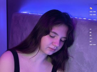 AlisaGold- Porn Show