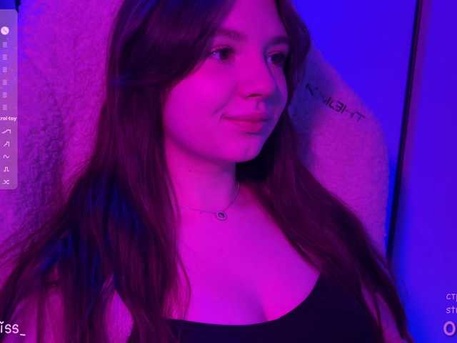 -FoxAlisa-'s BongaCams show and profile