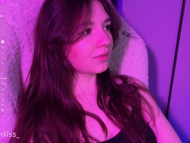 -FoxAlisa-'s BongaCams show and profile