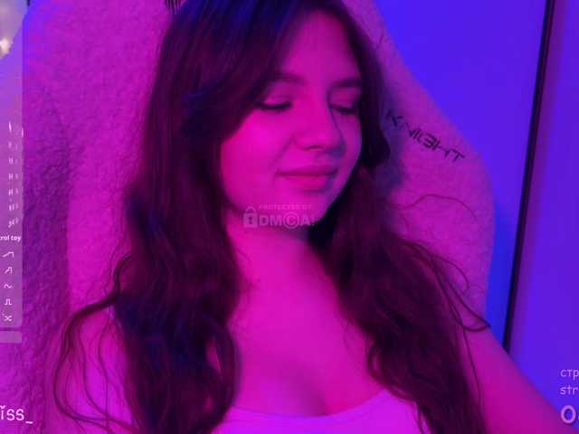 -FoxAlisa-'s BongaCams show and profile