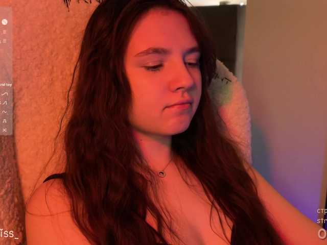 -FoxAlisa-'s BongaCams show and profile